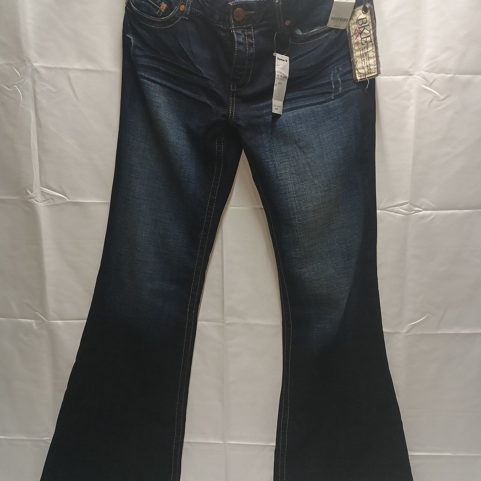 BKE Star Flare Jeans Dark Wash New with Tags Size 33x35